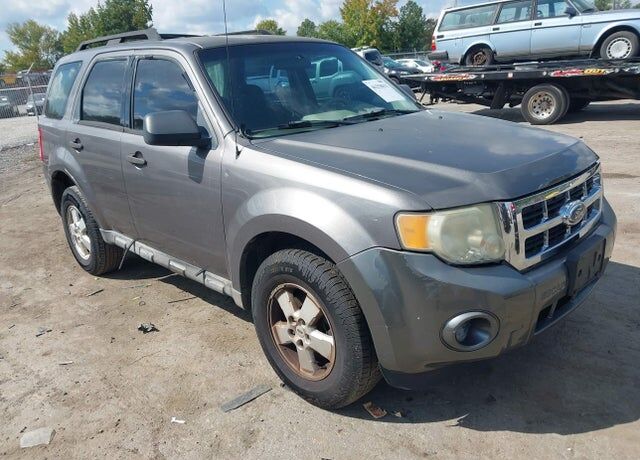 2009 FORD Escape