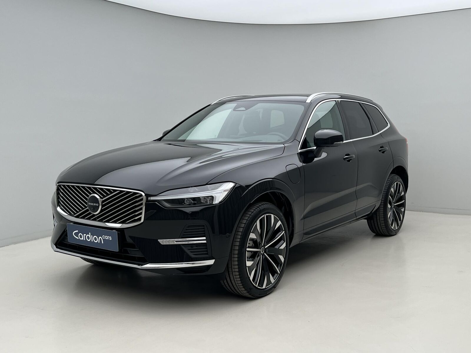 2027 VOLVO V60
