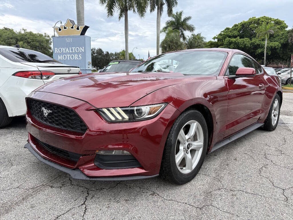 2017 FORD Mustang