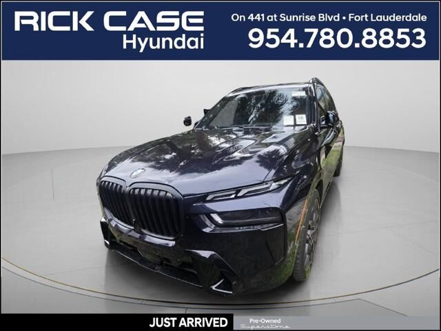 2023 BMW X7