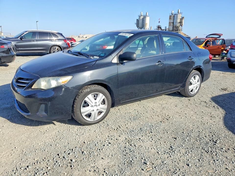 2013 TOYOTA Corolla