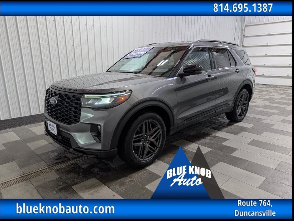 2025 FORD Explorer