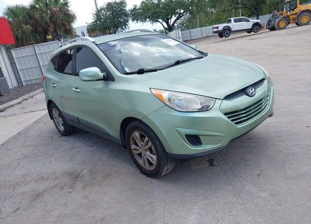 2011 HYUNDAI Tucson