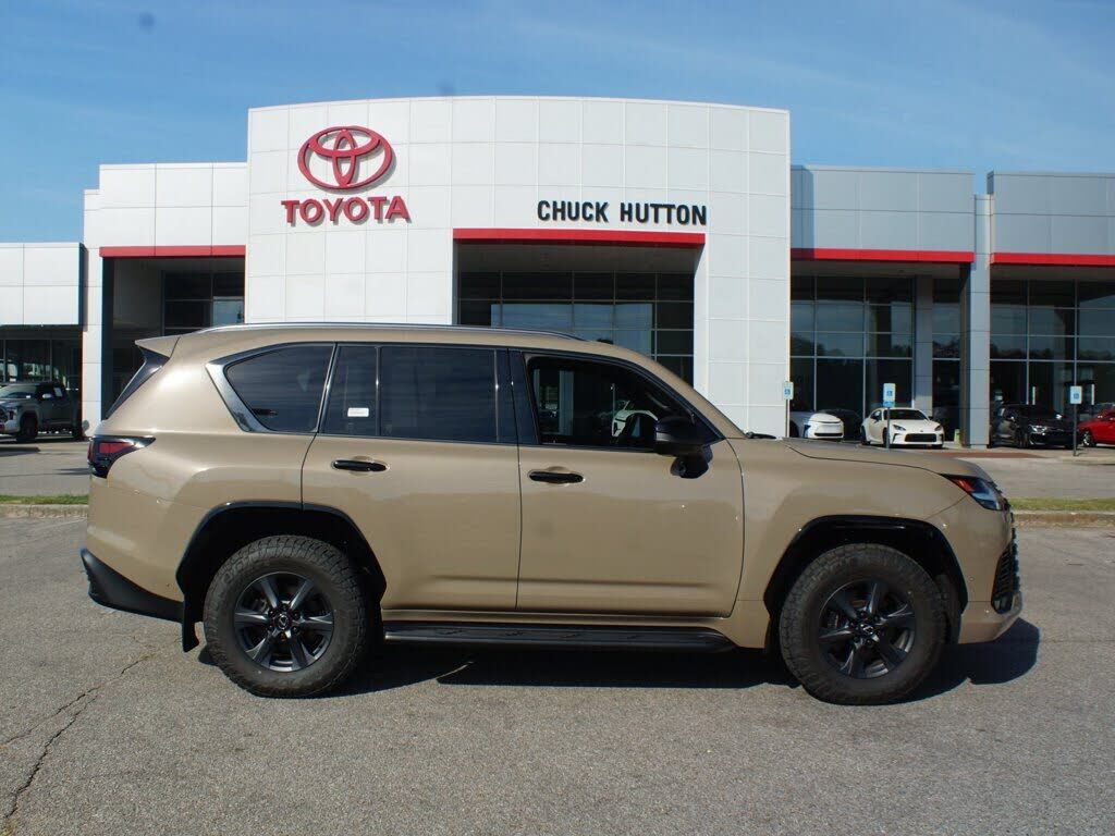 2025 LEXUS LX