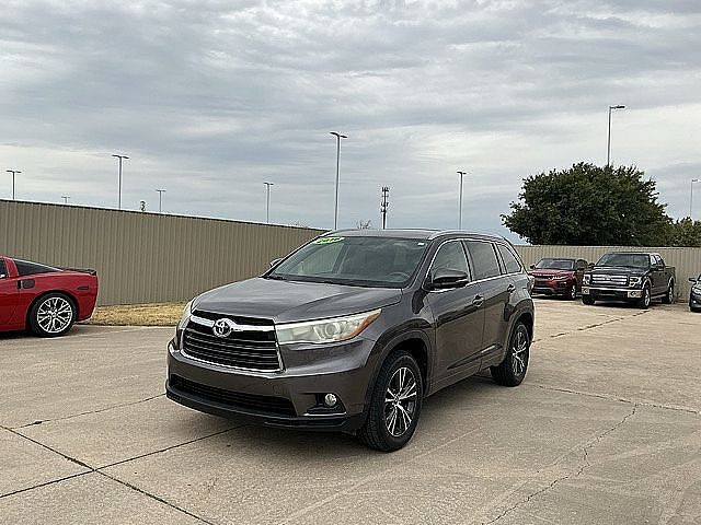 2016 TOYOTA Highlander