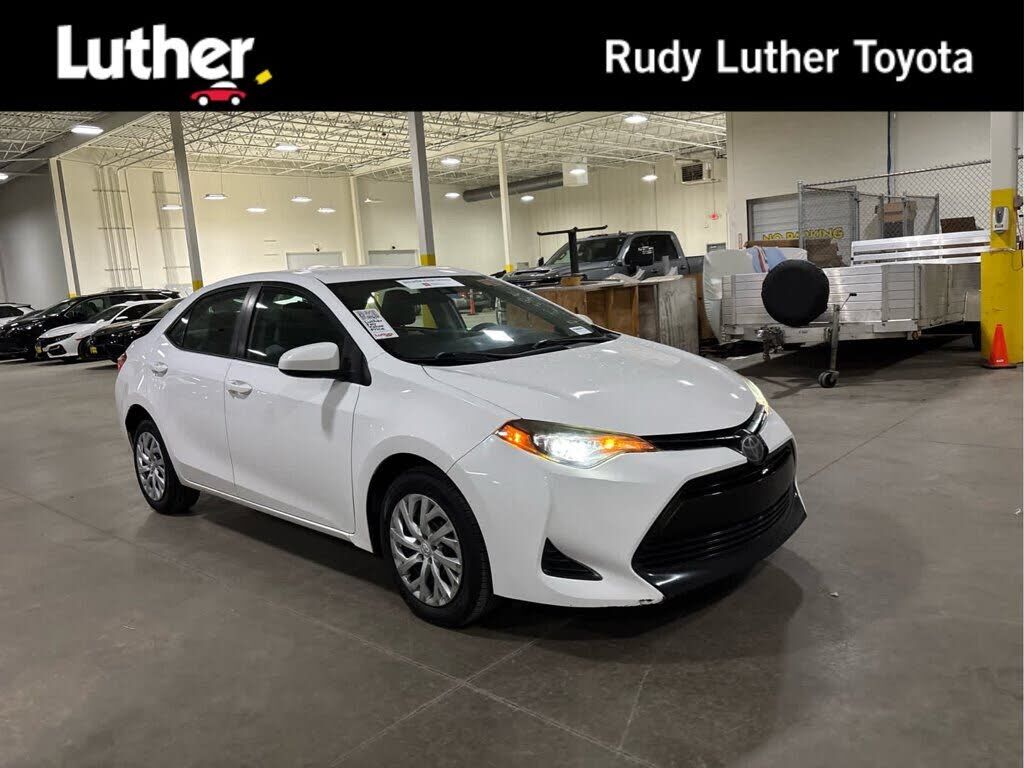 2019 TOYOTA Corolla