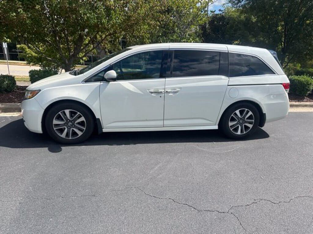 2015 HONDA Odyssey