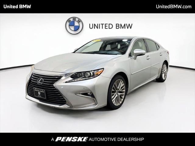 2016 LEXUS ES