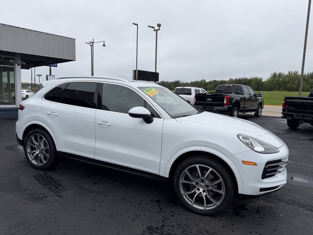 2020 PORSCHE Cayenne
