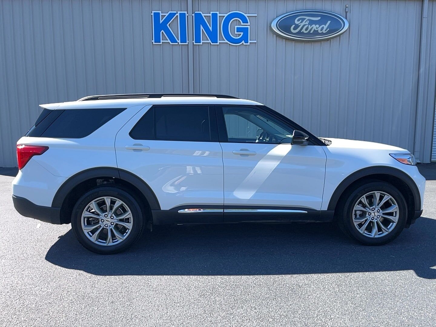 2024 FORD Explorer