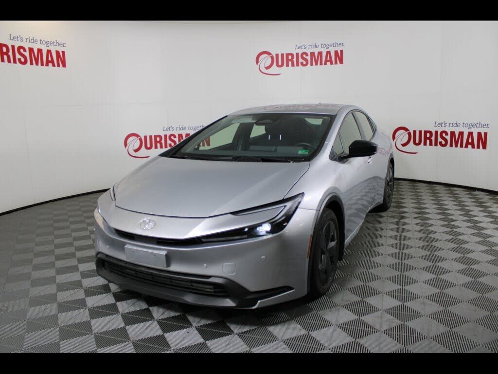 2023 TOYOTA PRIUS