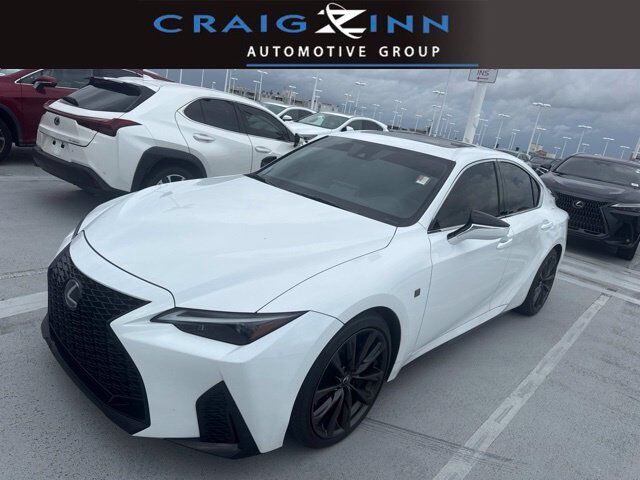 2025 LEXUS IS