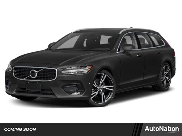 2018 VOLVO V90