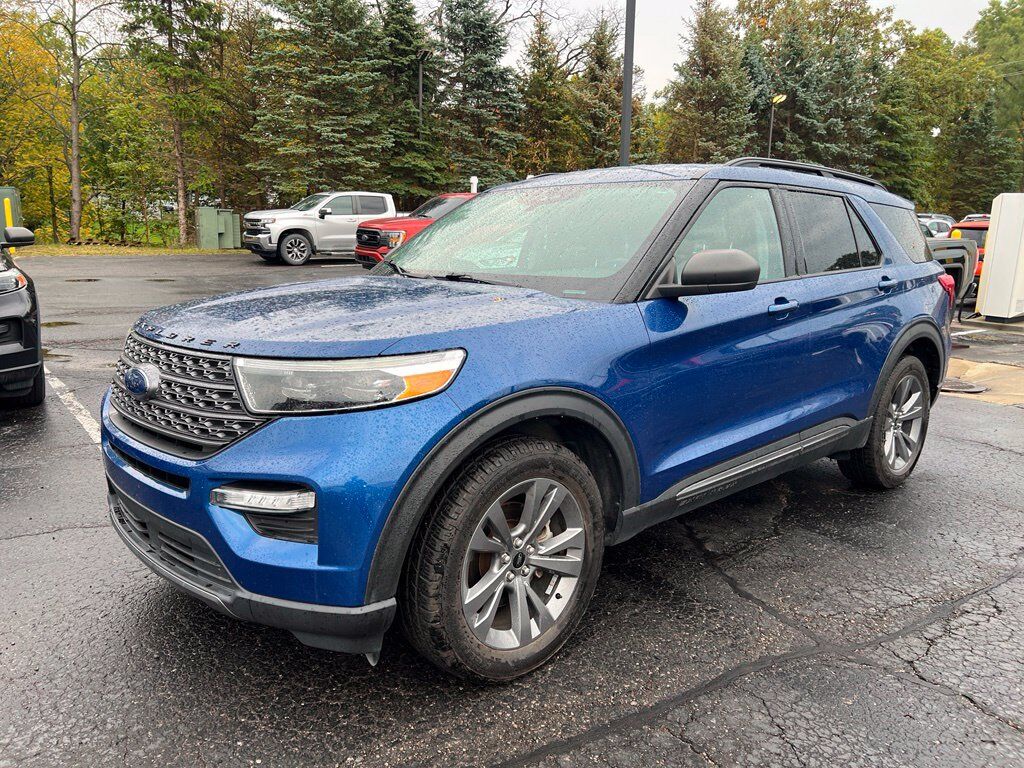 2021 FORD Explorer