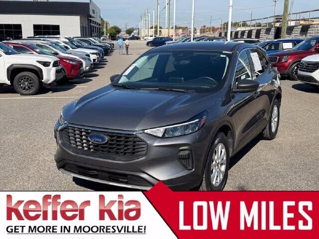 2024 FORD Escape