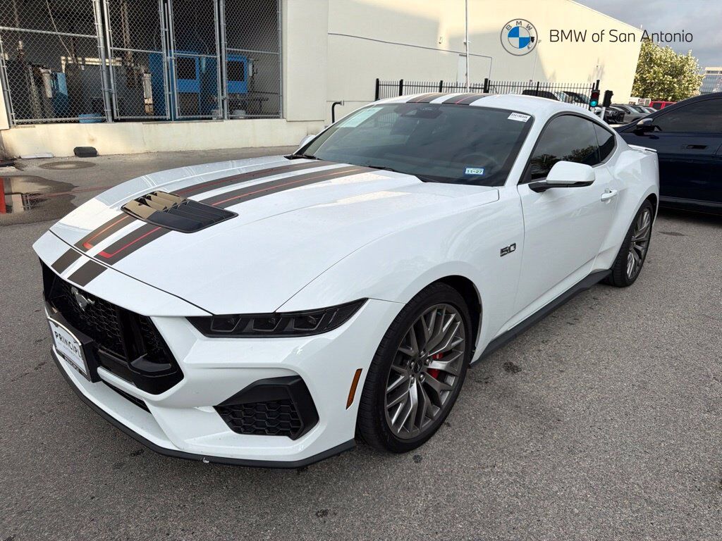 2025 FORD Mustang