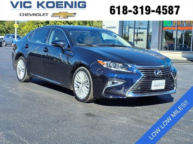 2016 LEXUS ES