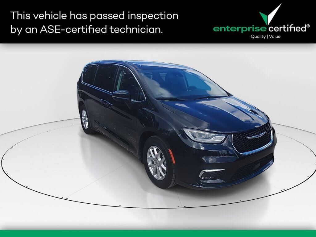 2023 CHRYSLER Pacifica