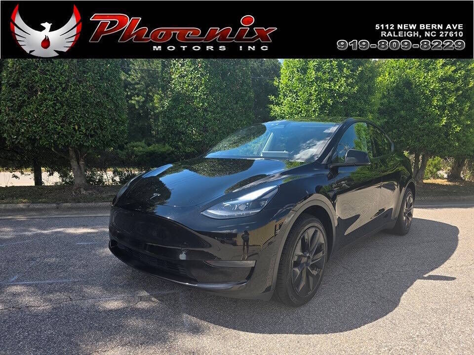 2024 TESLA Model Y