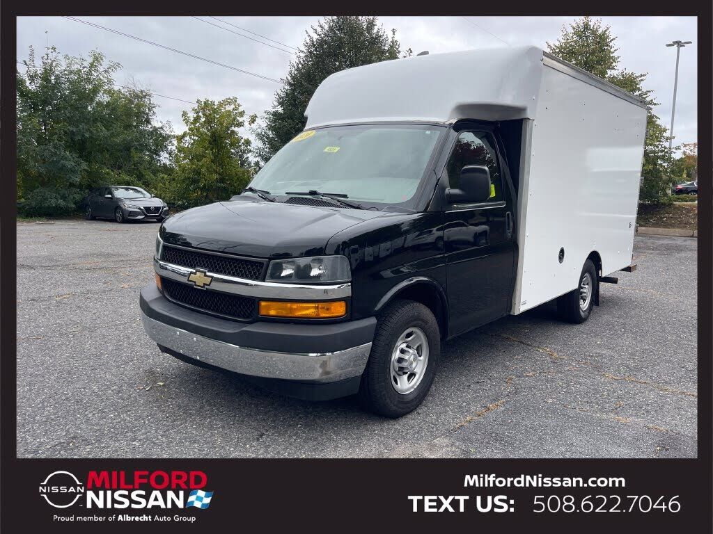 2020 CHEVROLET Express