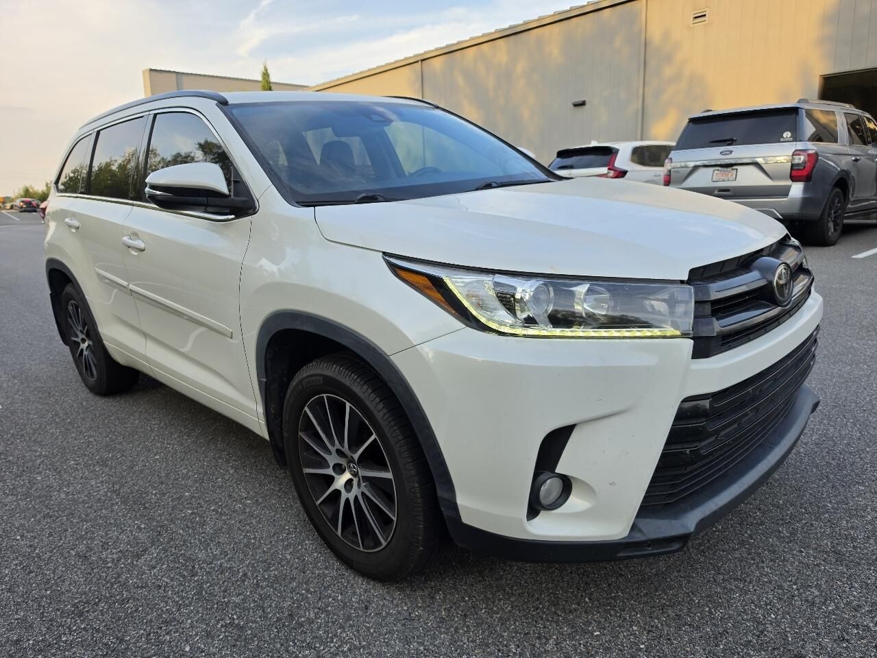 2018 TOYOTA Highlander