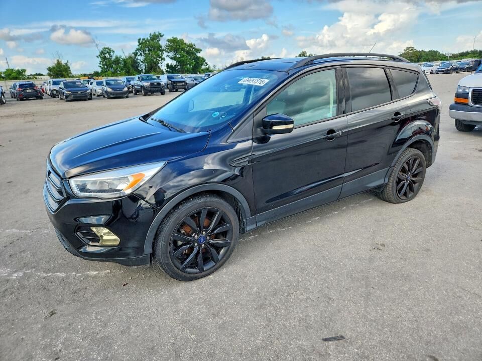 2017 FORD Escape