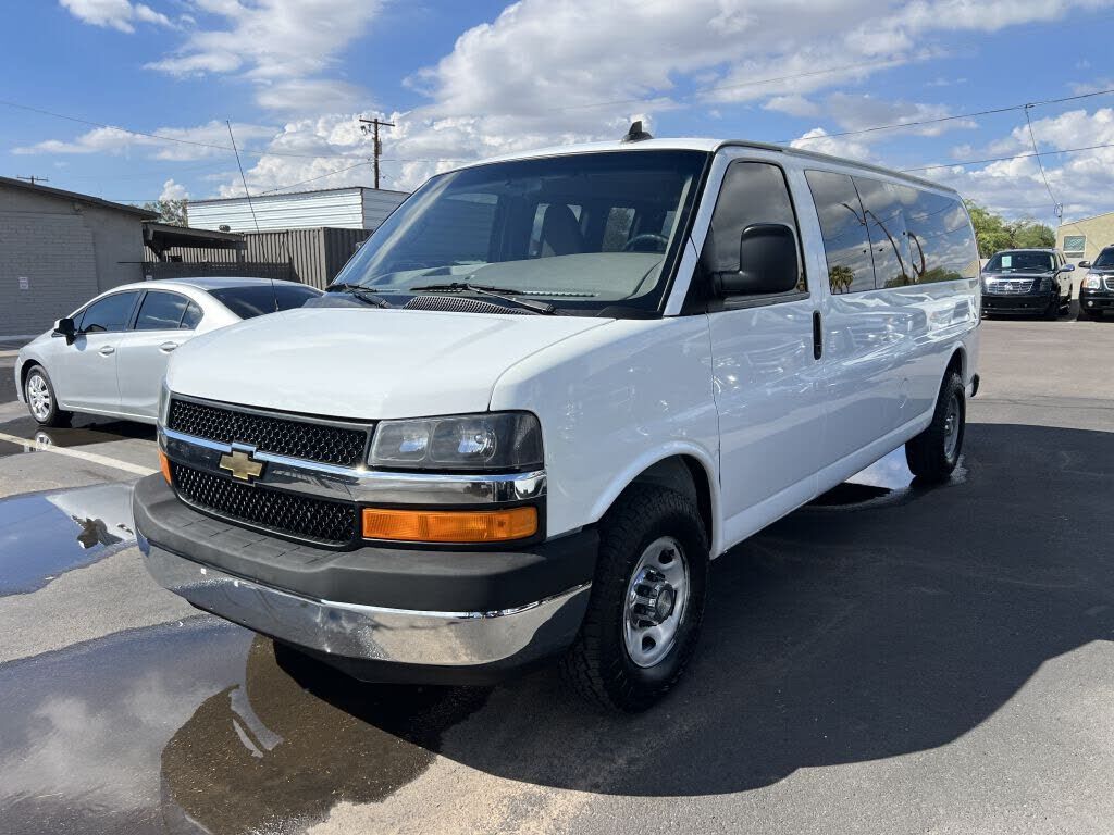 2016 CHEVROLET Express