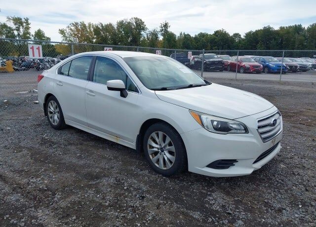 2015 SUBARU Legacy
