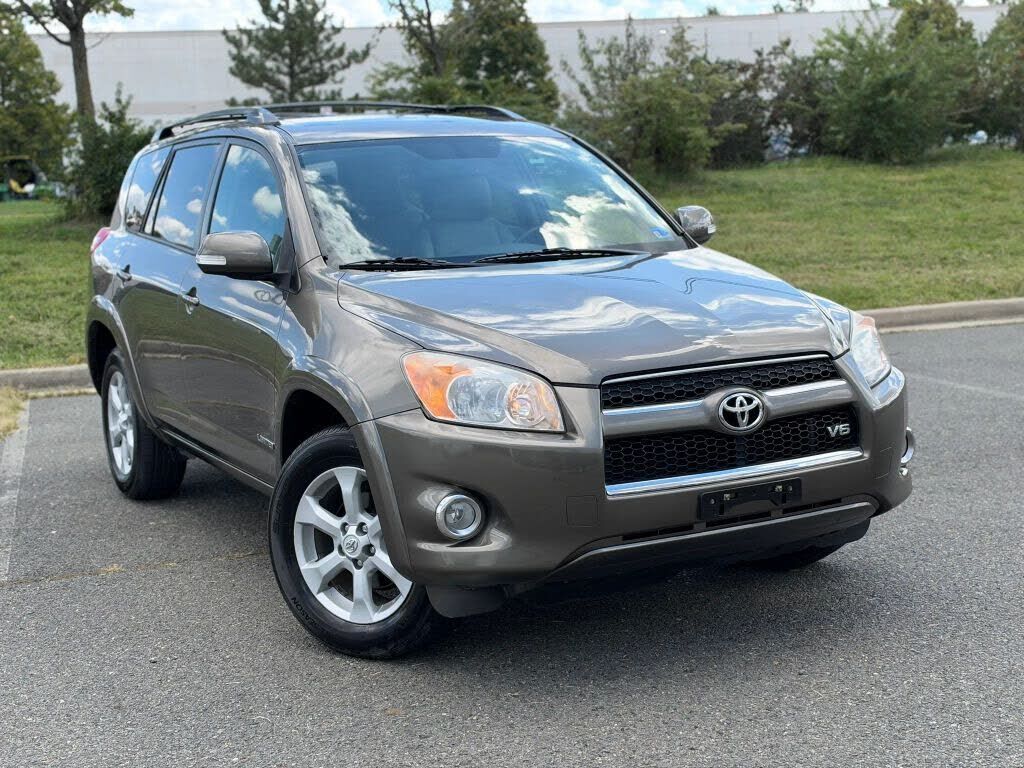 2011 TOYOTA RAV4