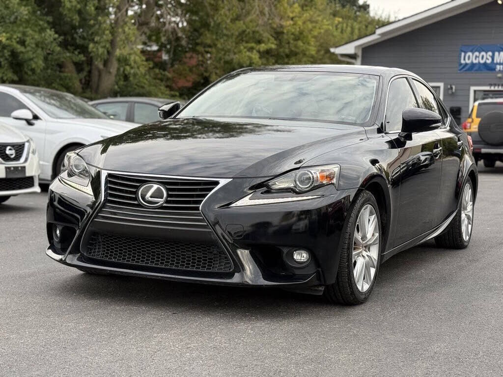 2016 LEXUS IS