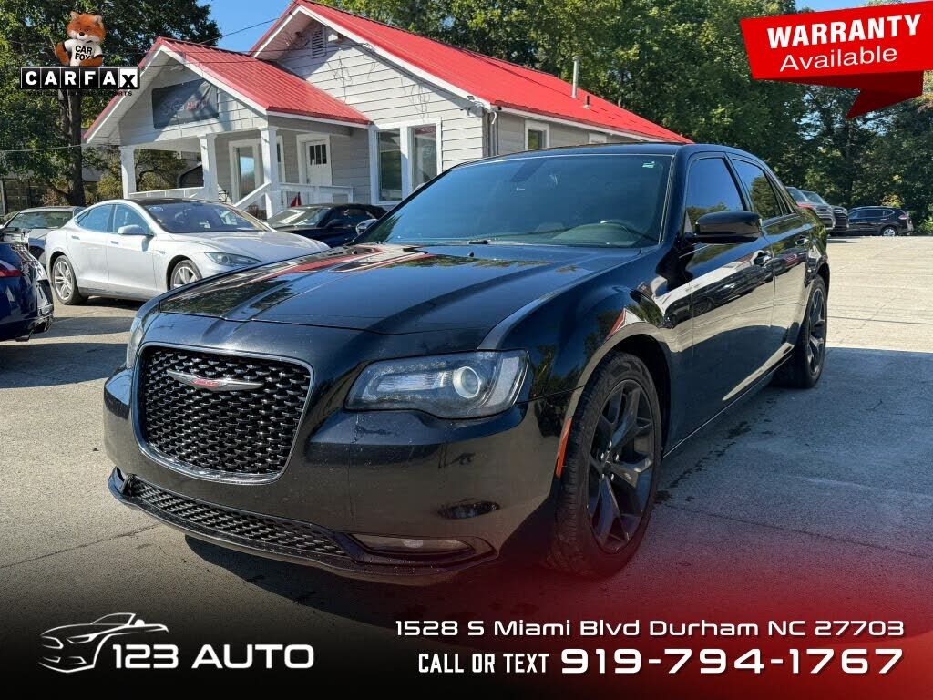 2020 CHRYSLER 300