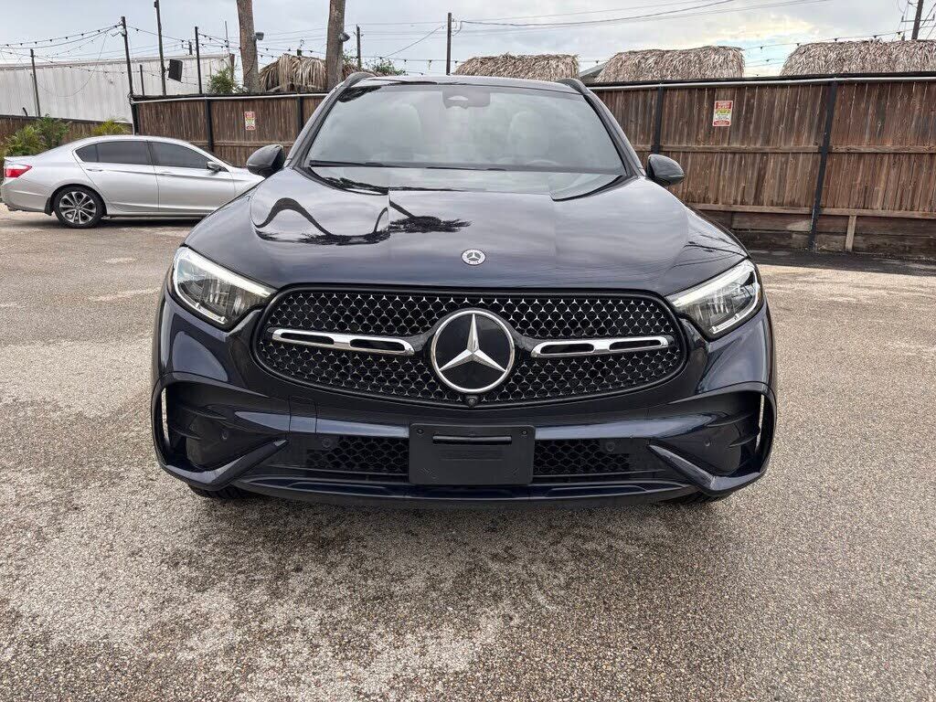 2023 Mercedes-Benz GLC-Class