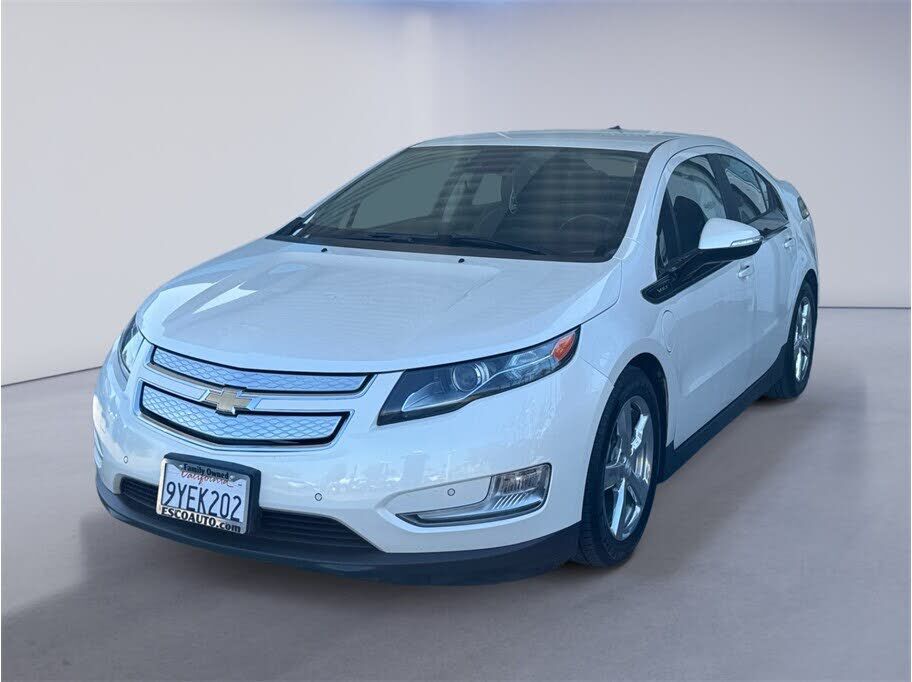 2013 CHEVROLET Volt