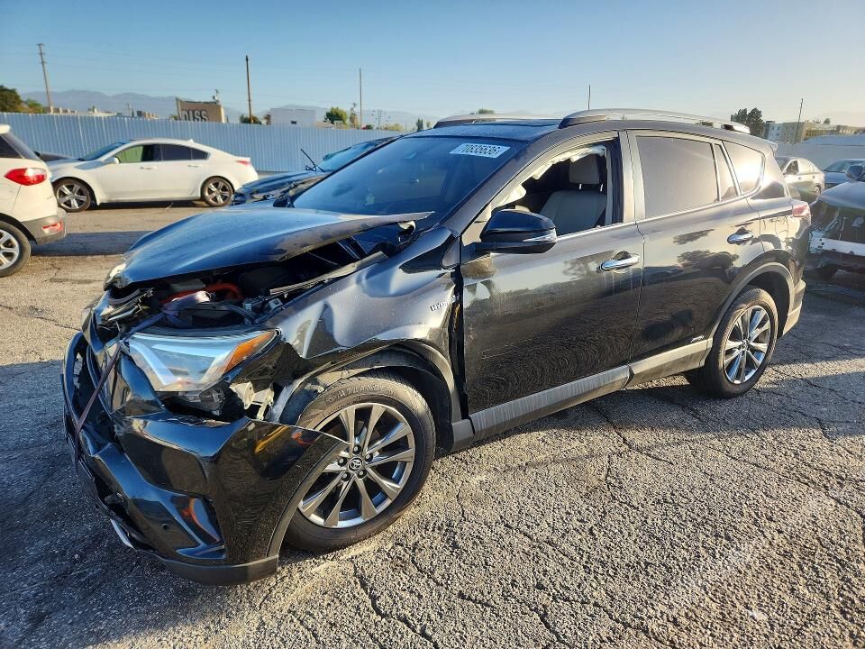 2018 TOYOTA RAV4