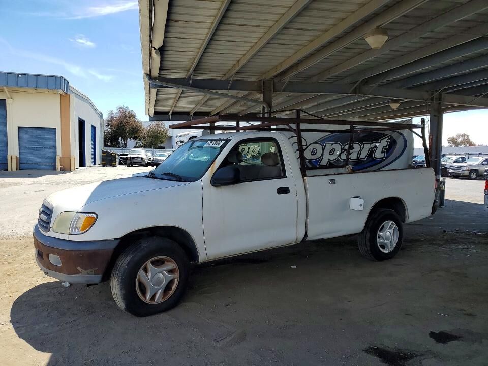 2002 TOYOTA Tundra