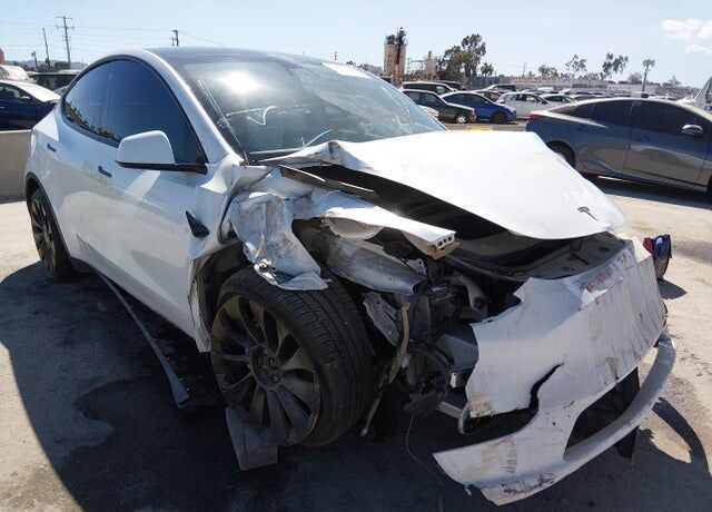 2022 TESLA Model Y