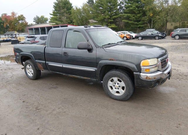 2004 GMC Sierra