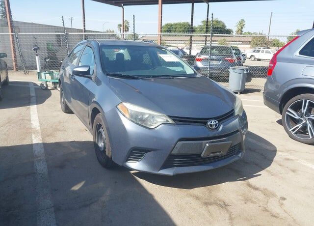 2014 TOYOTA Corolla