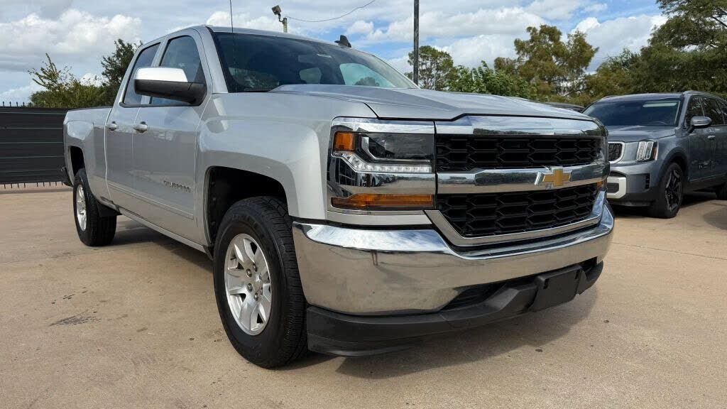 2018 CHEVROLET Silverado