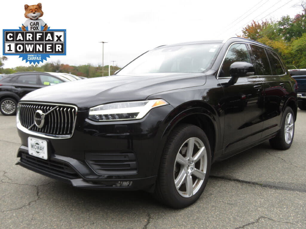 2022 VOLVO XC90
