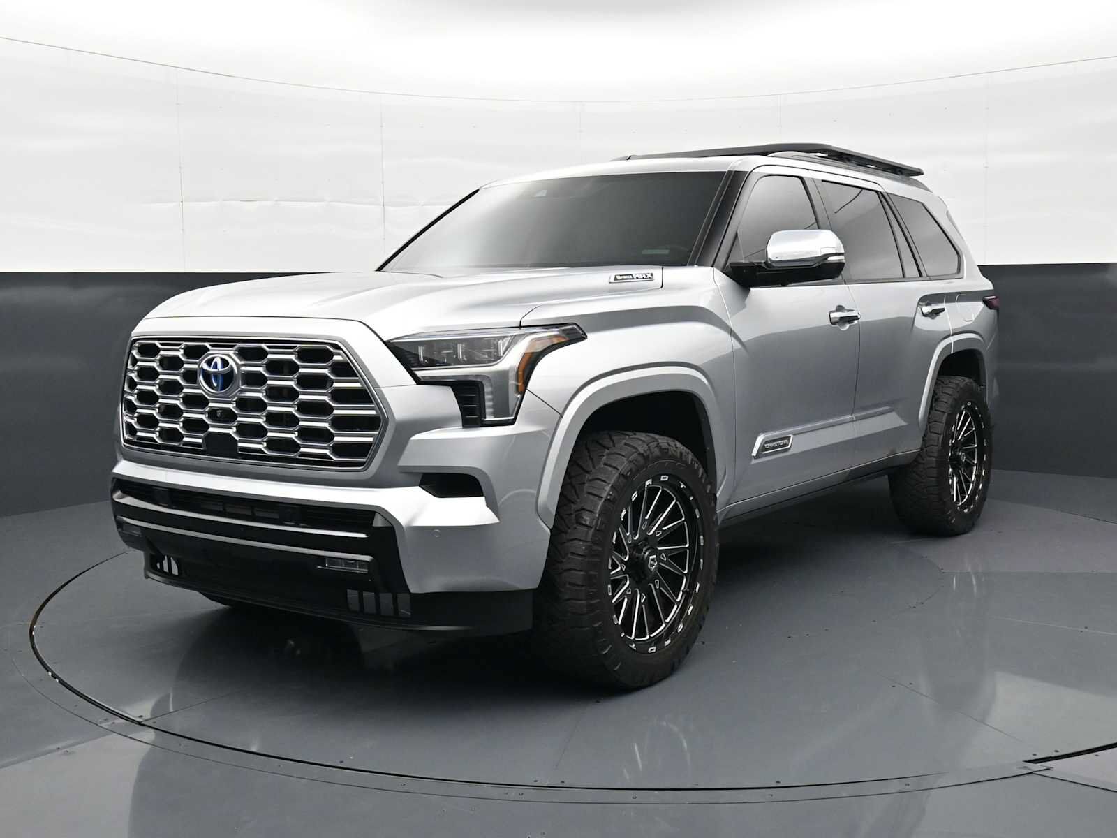 2024 TOYOTA Sequoia