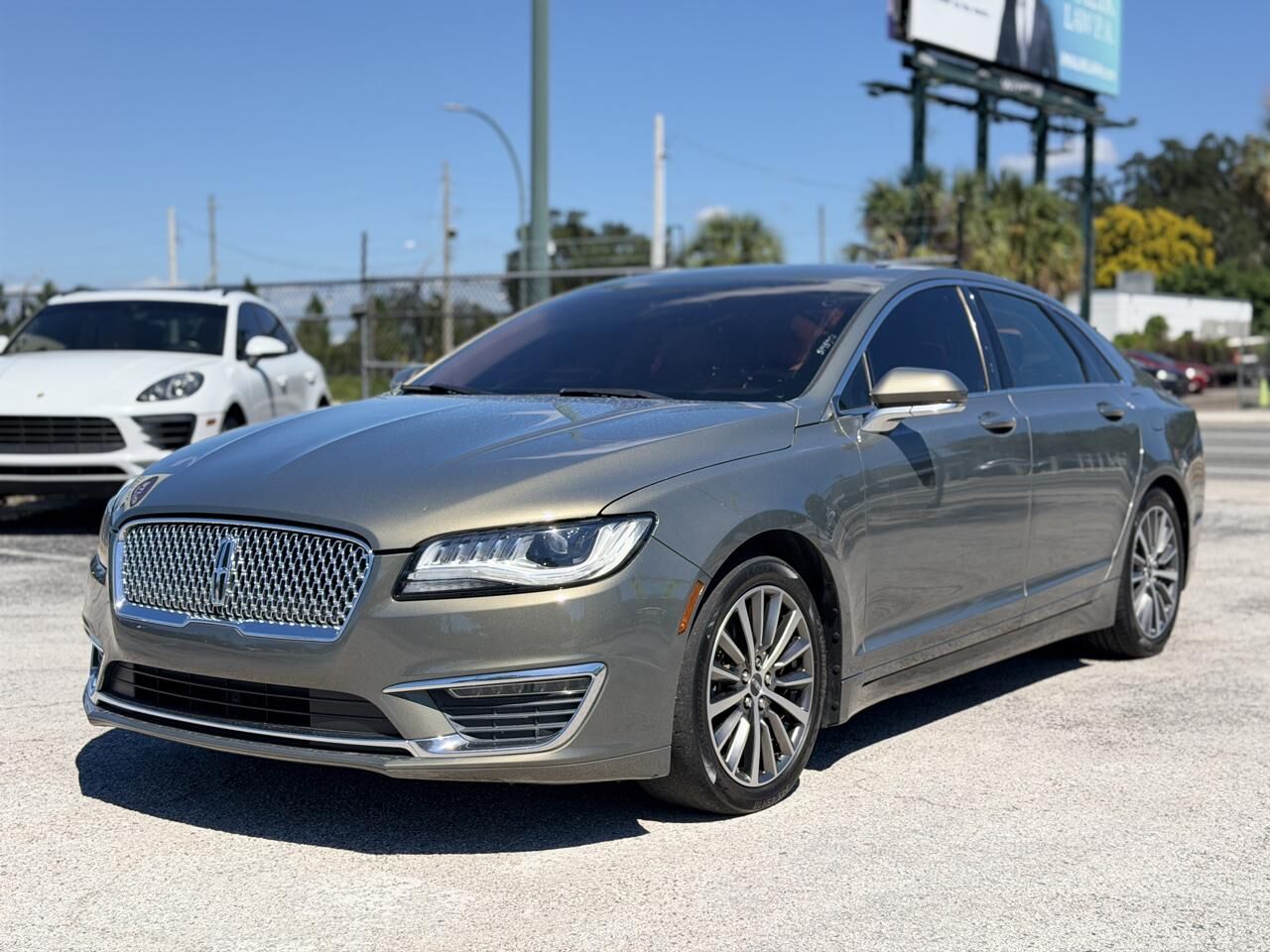 2017 LINCOLN MKZ