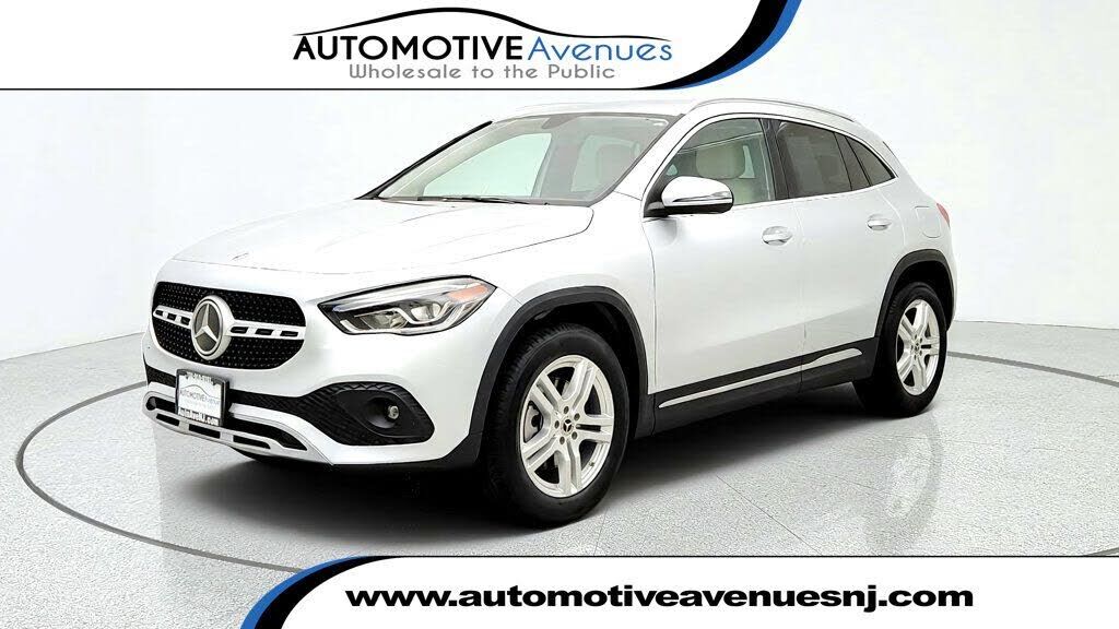 2022 MERCEDES-BENZ GLA-Class