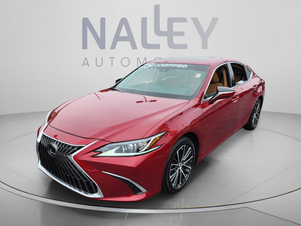 2025 LEXUS ES