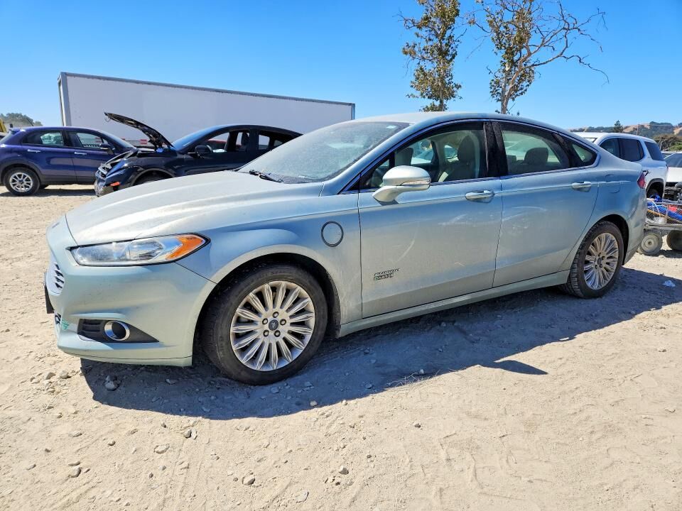 2013 FORD Fusion
