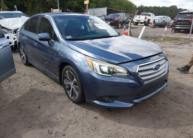 2015 SUBARU Legacy