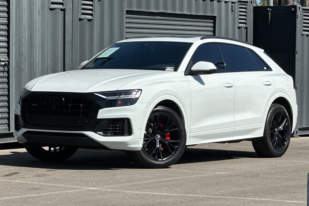 2021 AUDI Q8