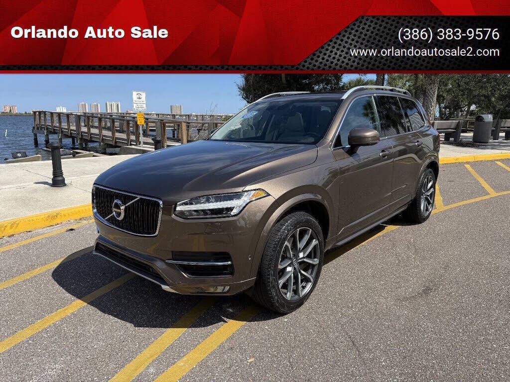2017 VOLVO XC90