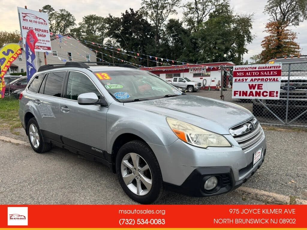 2013 SUBARU Outback