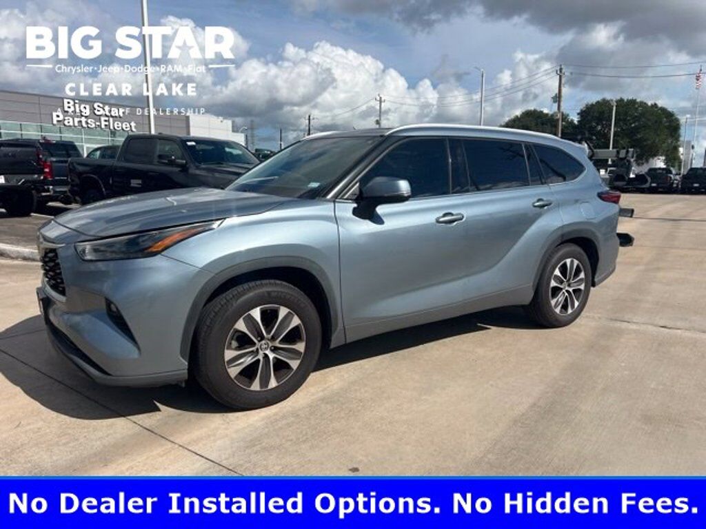 2022 TOYOTA Highlander